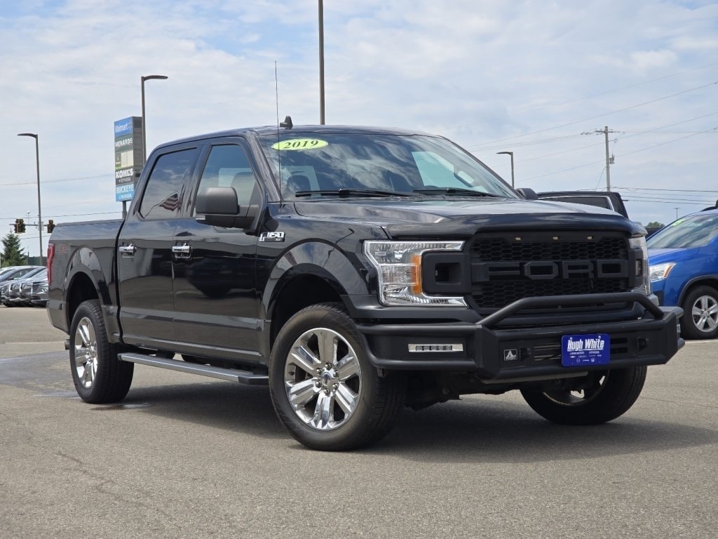 Used 2019 Ford F-150 XLT Crew Cab Pickup