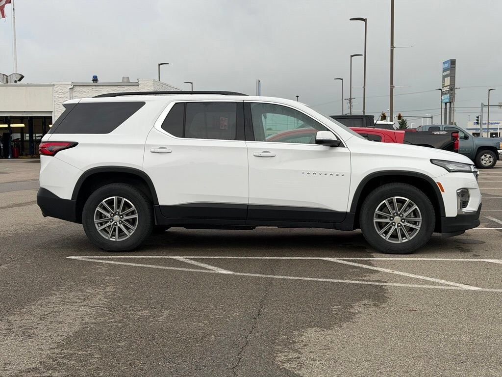 Used 2023 Chevrolet Traverse LT Cloth Sport Utility