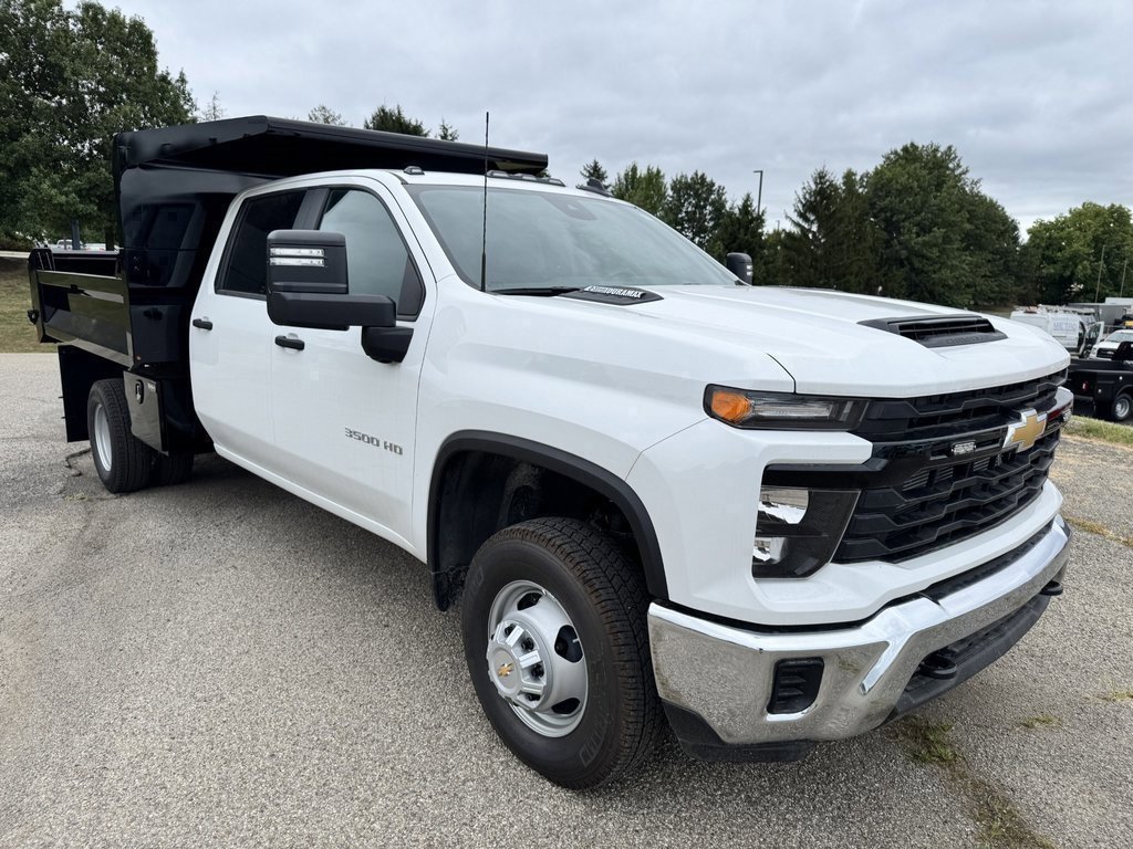 2025 Chevrolet Silverado 3500HD Work Truck photo 4