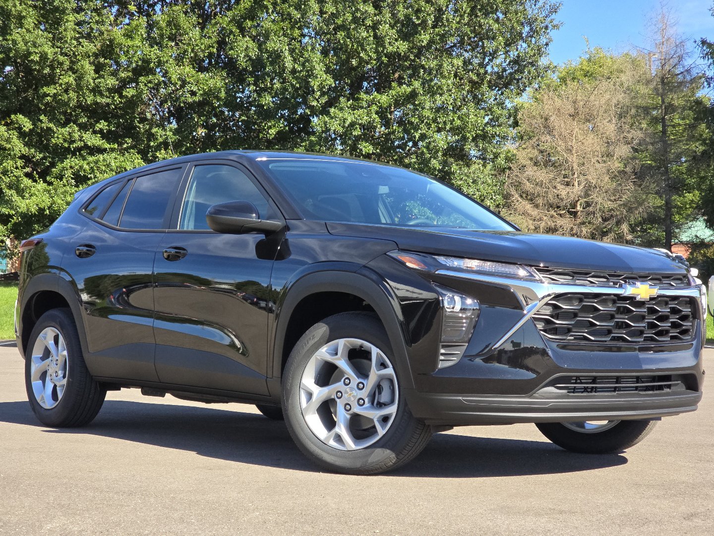 New 2026 Chevrolet Trax LS SUV