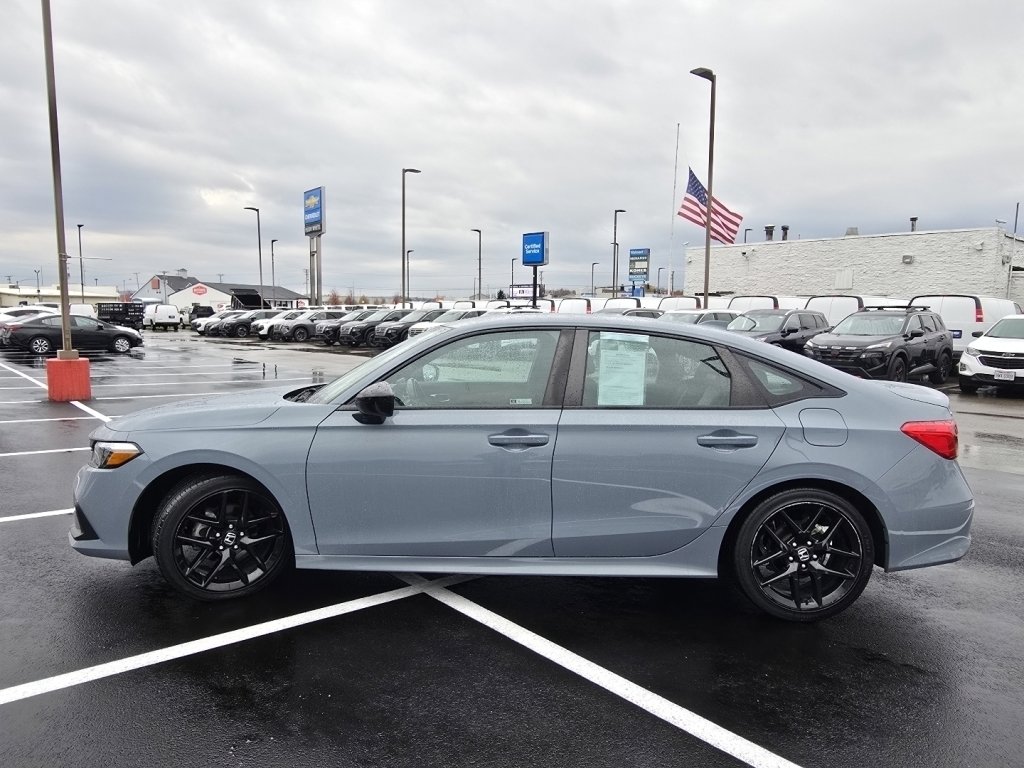 2023 Honda Civic Sport photo 3