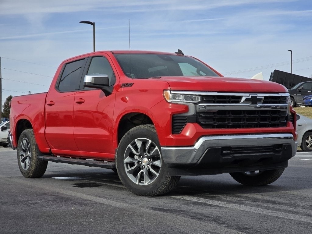 2026 Chevrolet Silverado 1500 LT - Photo 2