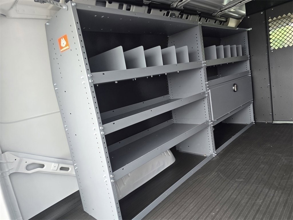 2025 Chevrolet Express Cargo Work Van - Photo 9