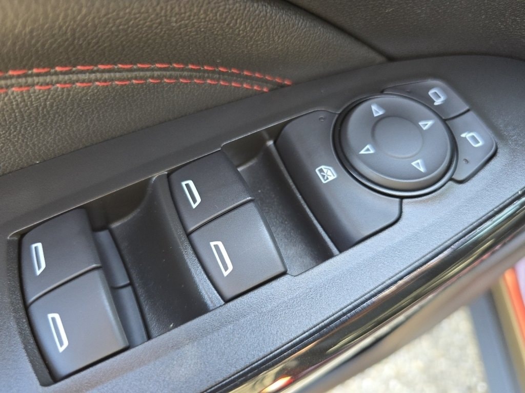 2025 Chevrolet Trax RS - Photo 25