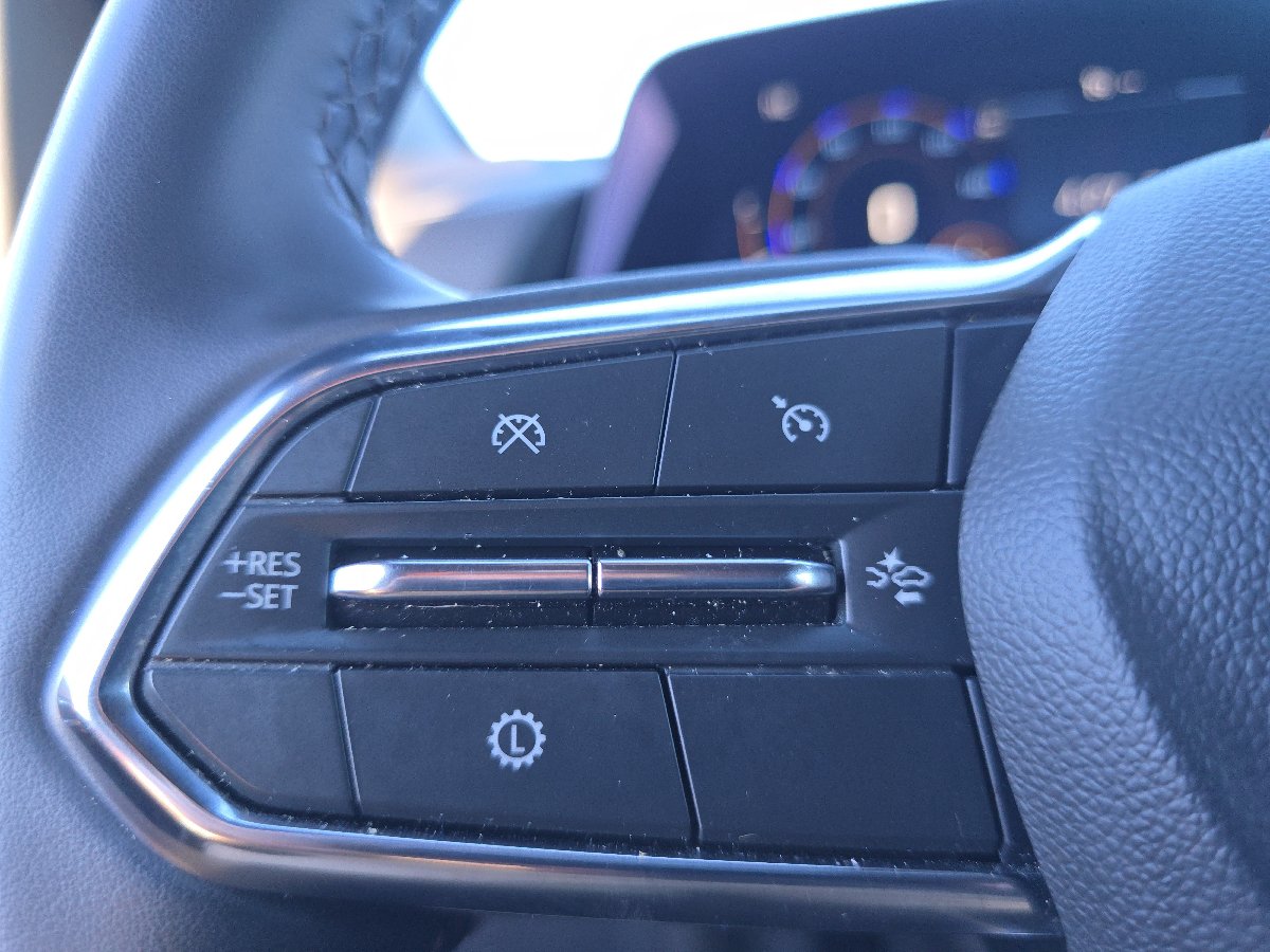 2025 Chevrolet Suburban LT - Photo 32