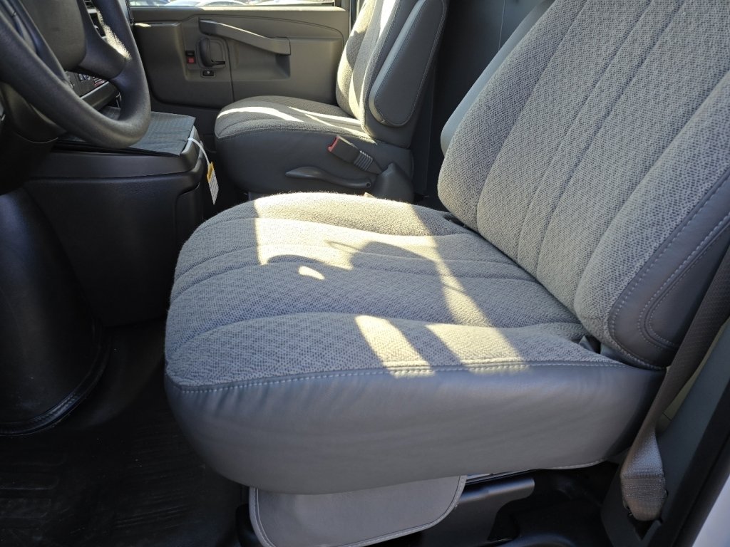2026 Chevrolet Express Cargo Work Van - Photo 13