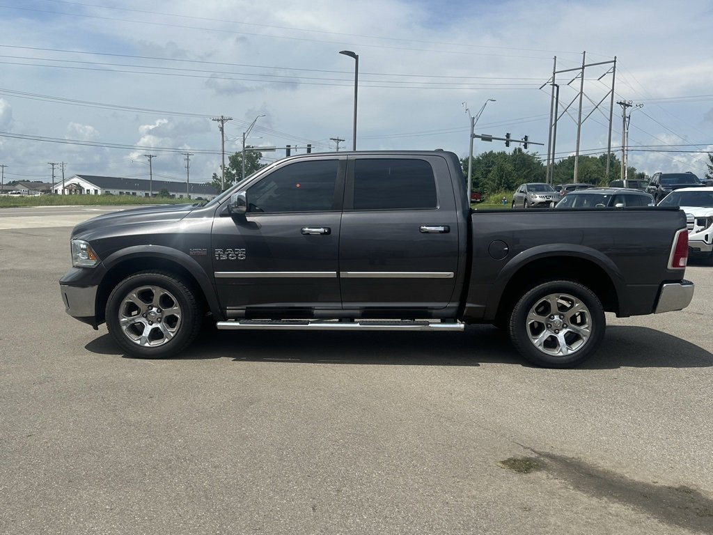 2016 Ram 1500 Laramie photo 3