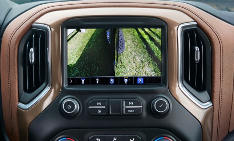 2022 Chevy Silverado 2500 HD infotainment system