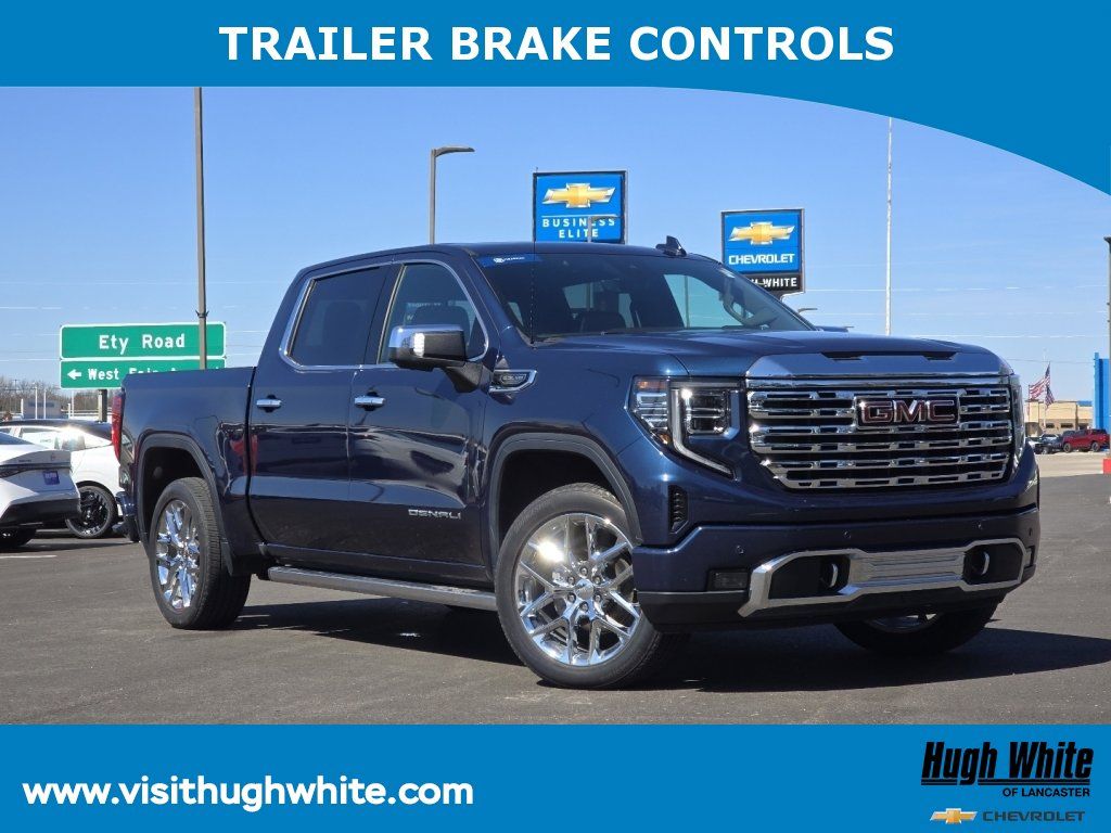 2023 GMC Sierra 4WD Crew Cab Short Box Denali's photo