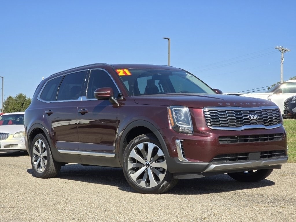 2021 Kia Telluride S photo 2