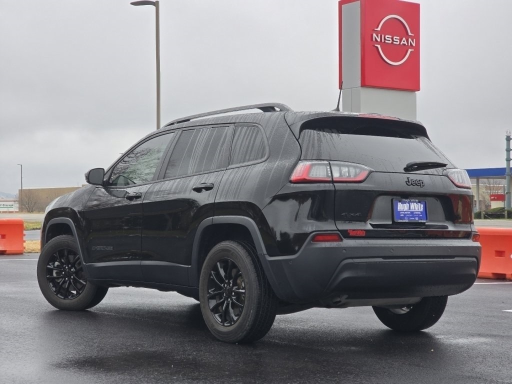 2023 Jeep Cherokee Altitude Lux photo 4