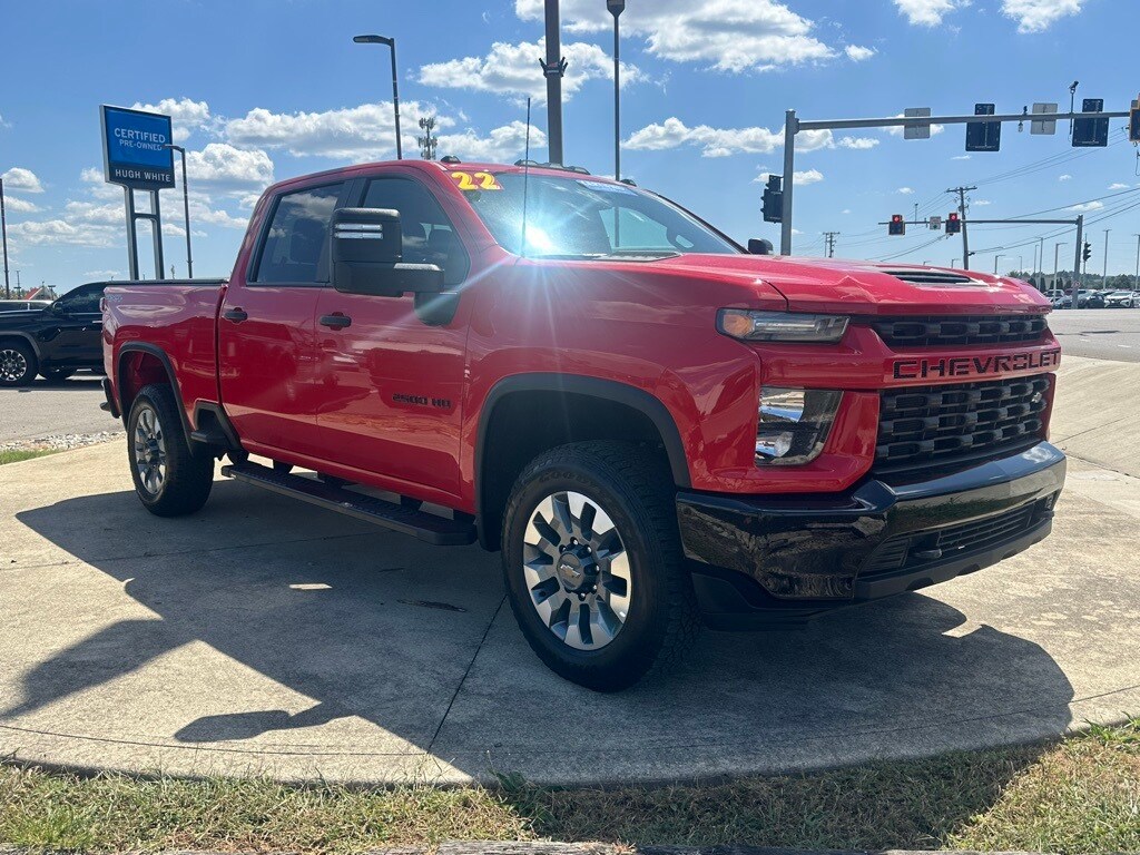 2022 Chevrolet Silverado 2500HD Custom photo 2