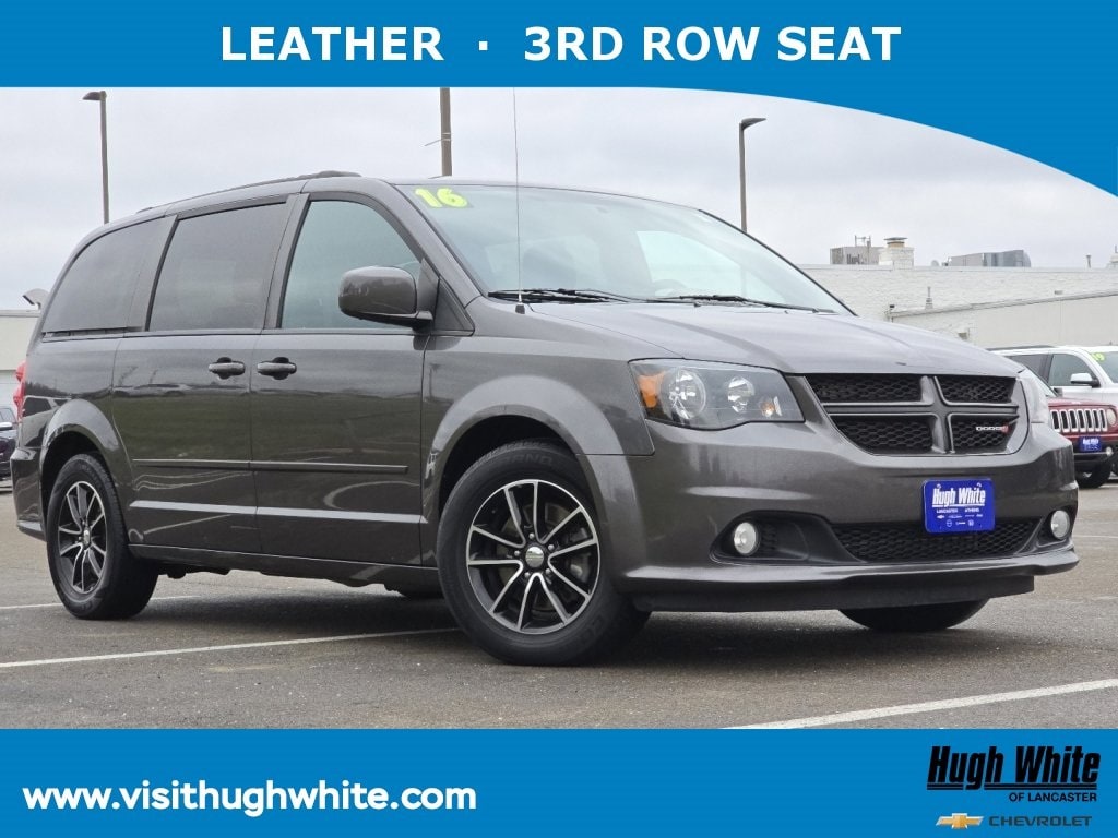 2016 Dodge Grand Caravan R/T's photo