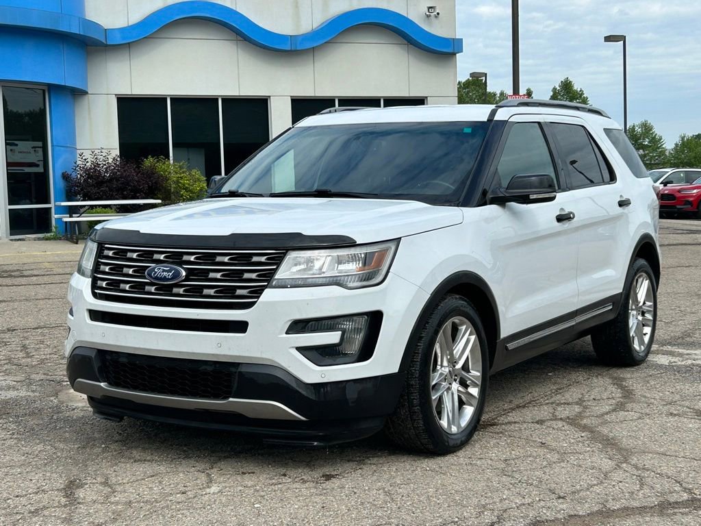 2016 Ford Explorer XLT FWD's photo