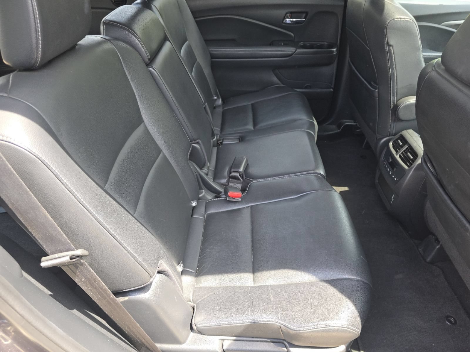 2019 Honda Pilot EX-L - Photo 21