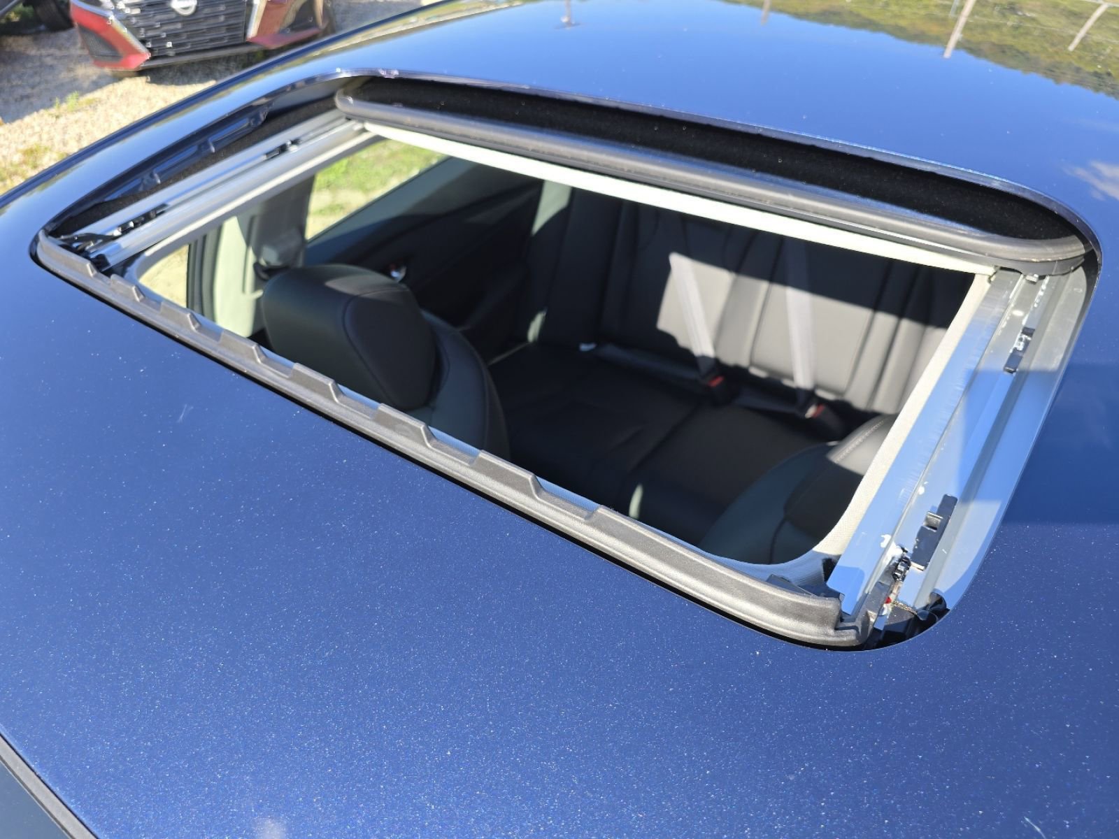 2025 Honda Accord Hybrid Touring photo 3
