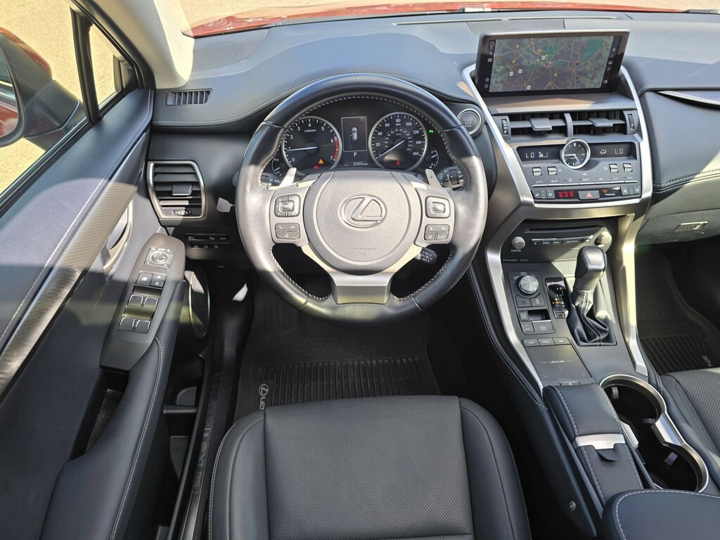 2021 Lexus NX 300 AWD photo 17