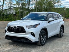 2023 Toyota Highlander XLE SUV