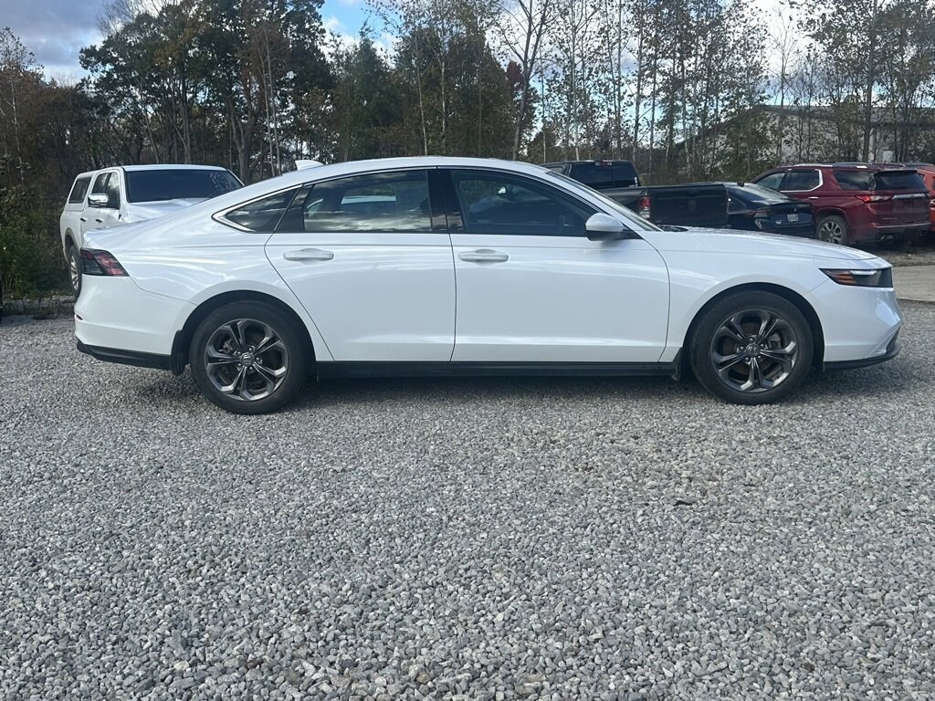 Used 2024 Honda Accord EX Sedan