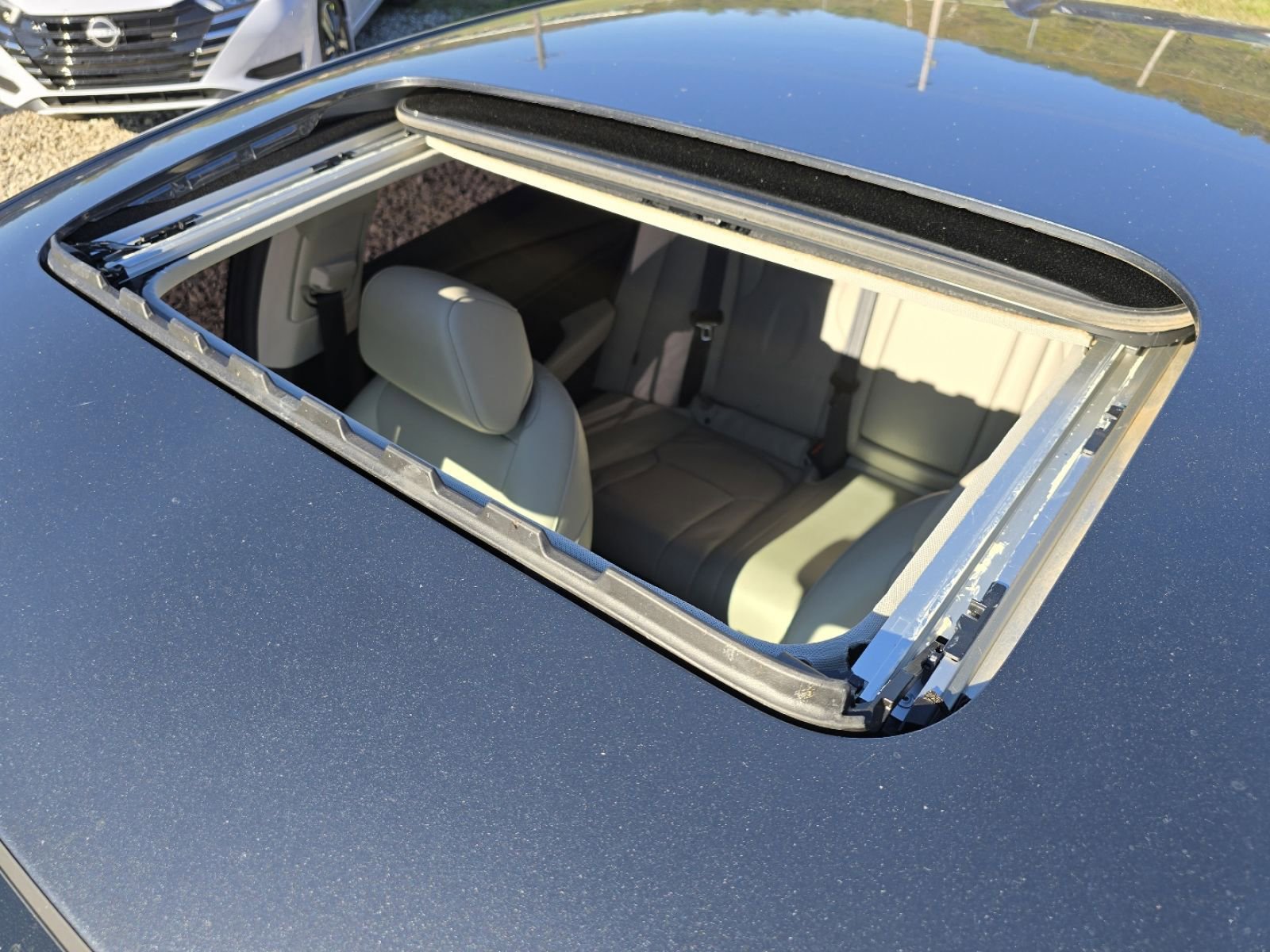 2024 Honda Accord Hybrid Touring photo 3