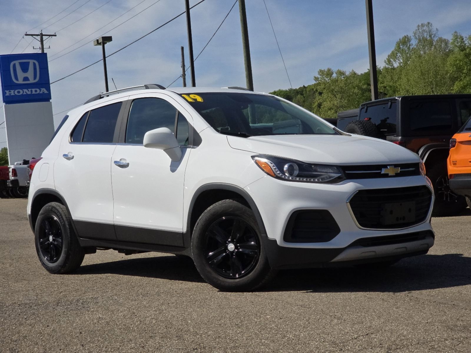 Used 2019 Chevrolet Trax LT with VIN 3GNCJLSB0KL219452 for sale in Athens, OH