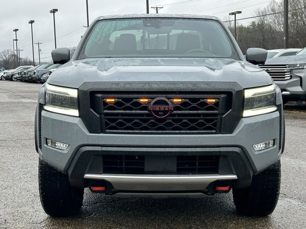 2023 Nissan Frontier PRO-4X photo 2