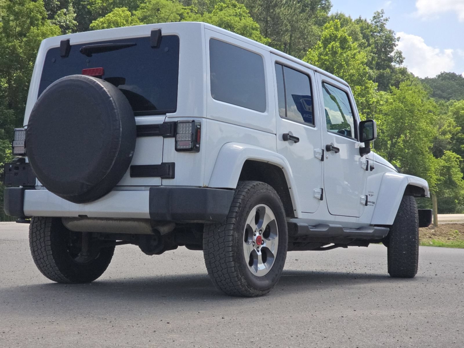 2018 Jeep Wrangler Unlimited Sahara - Photo 17