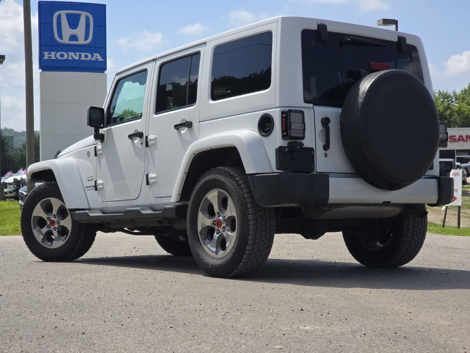 2018 Jeep Wrangler Unlimited Sahara - Photo 15