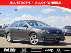 2013 Toyota Camry SE Sedan