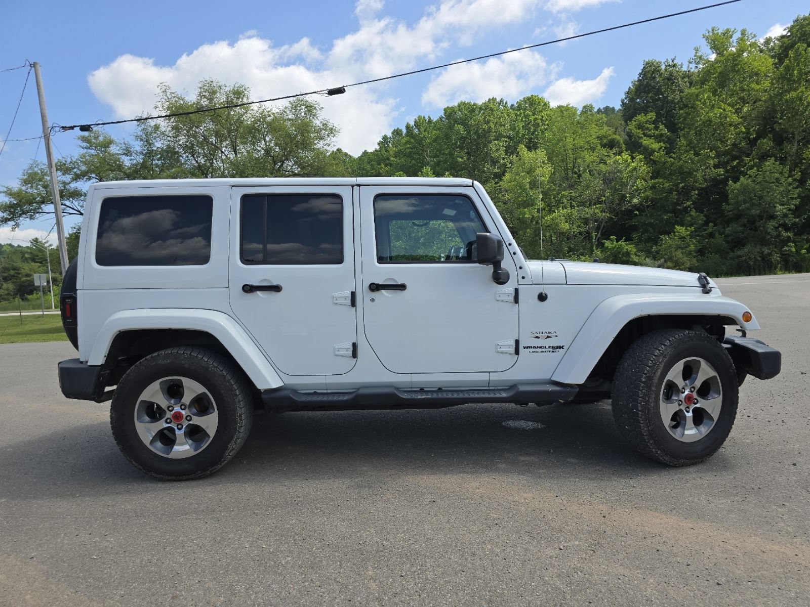 2018 Jeep Wrangler Unlimited Sahara - Photo 18