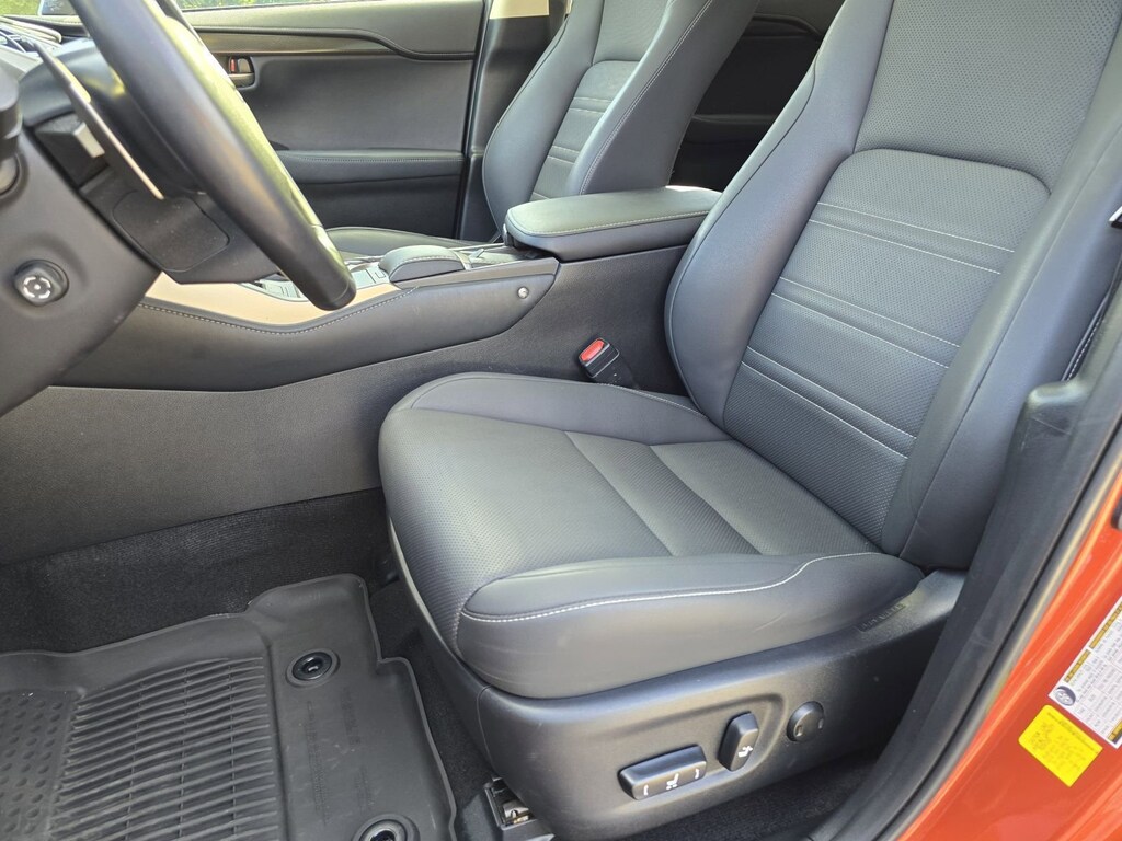 2021 Lexus NX 300 AWD photo 16
