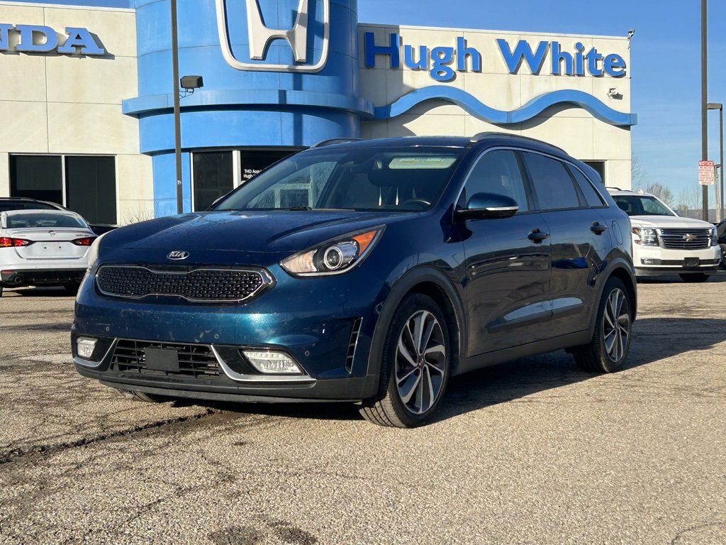2017 Kia Niro Touring's photo