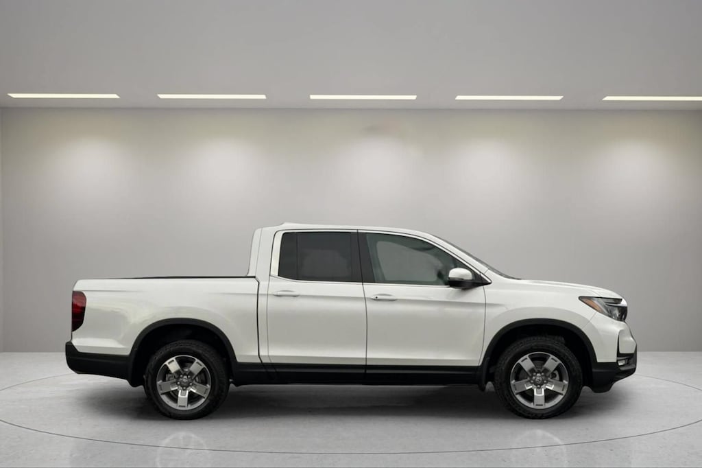 New 2026 Honda Ridgeline RTL Truck Crew Cab