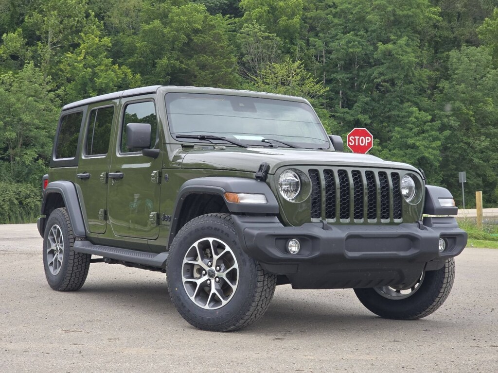 Used 2024 Jeep Wrangler Sport SUV