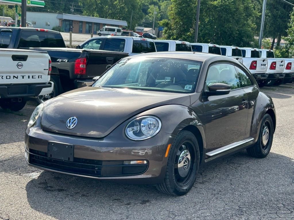 2013 Volkswagen Beetle 2.5L PZEV's photo