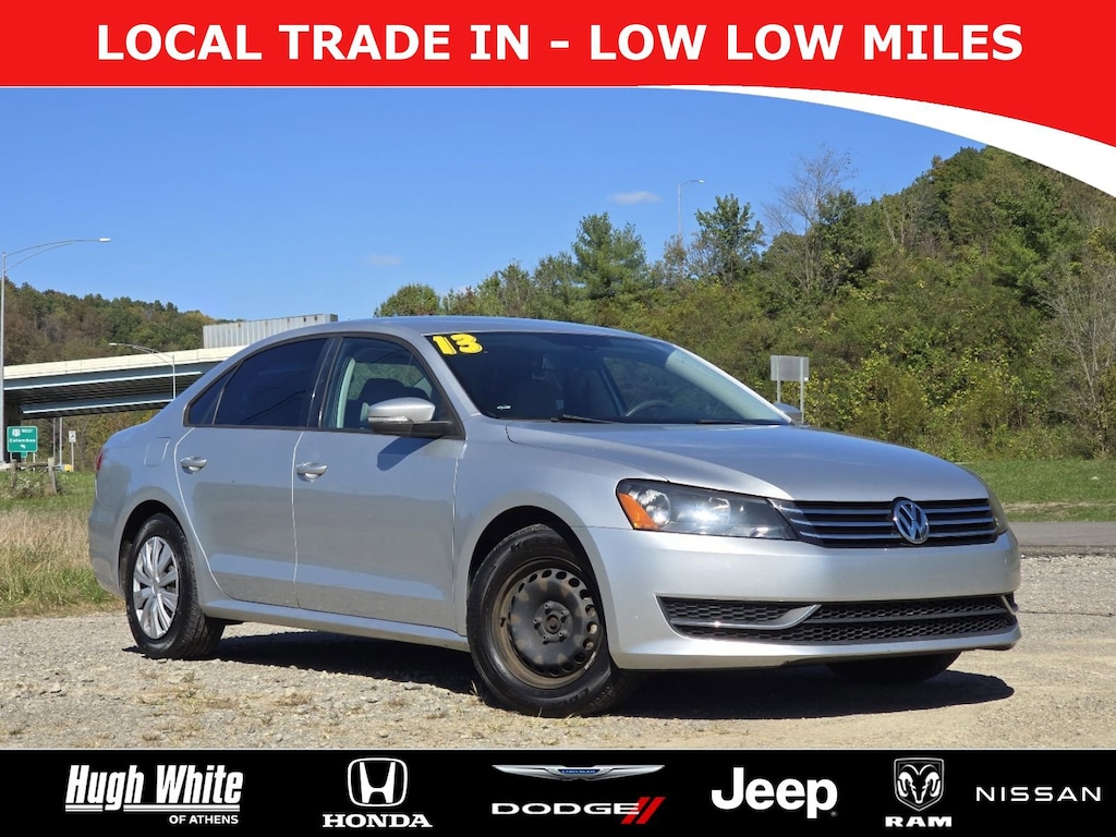 Used 2013 Volkswagen Passat 2.5L Sedan