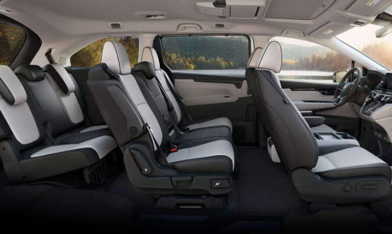 2025 Honda Odyssey interior seating