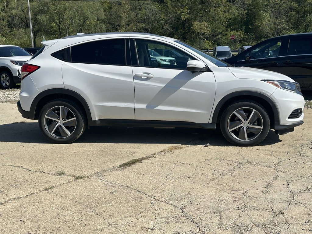 2022 Honda HR-V EX photo 2