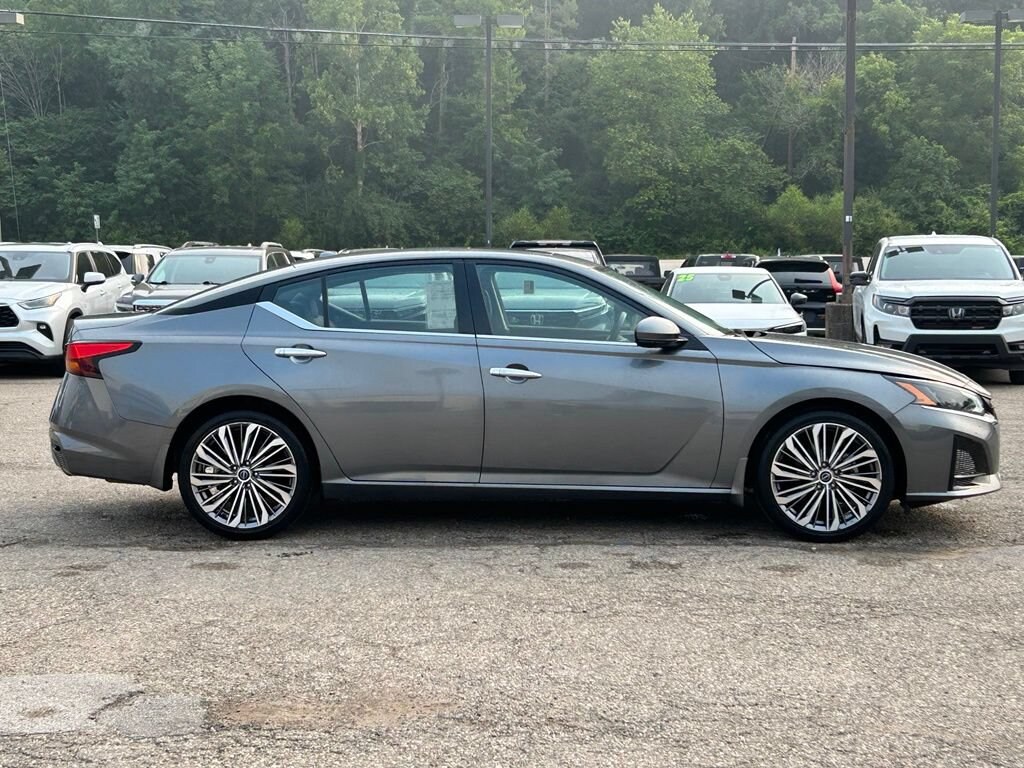 Certified 2023 Nissan Altima 2.5 SL Sedan