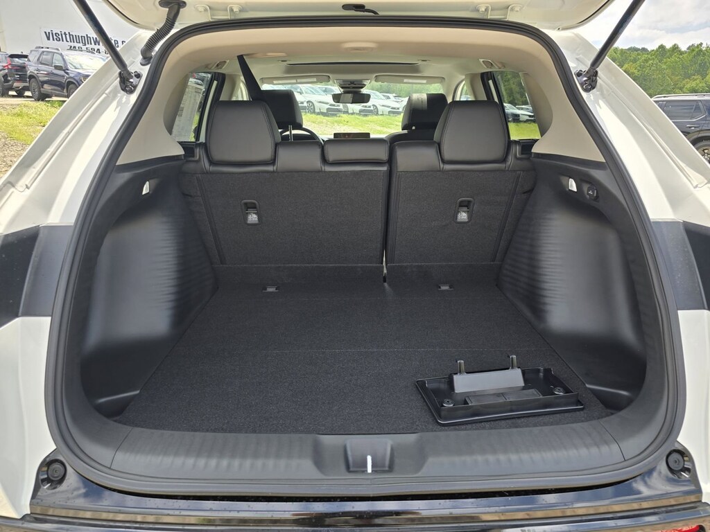 2026 Honda HR-V EX-L photo 9
