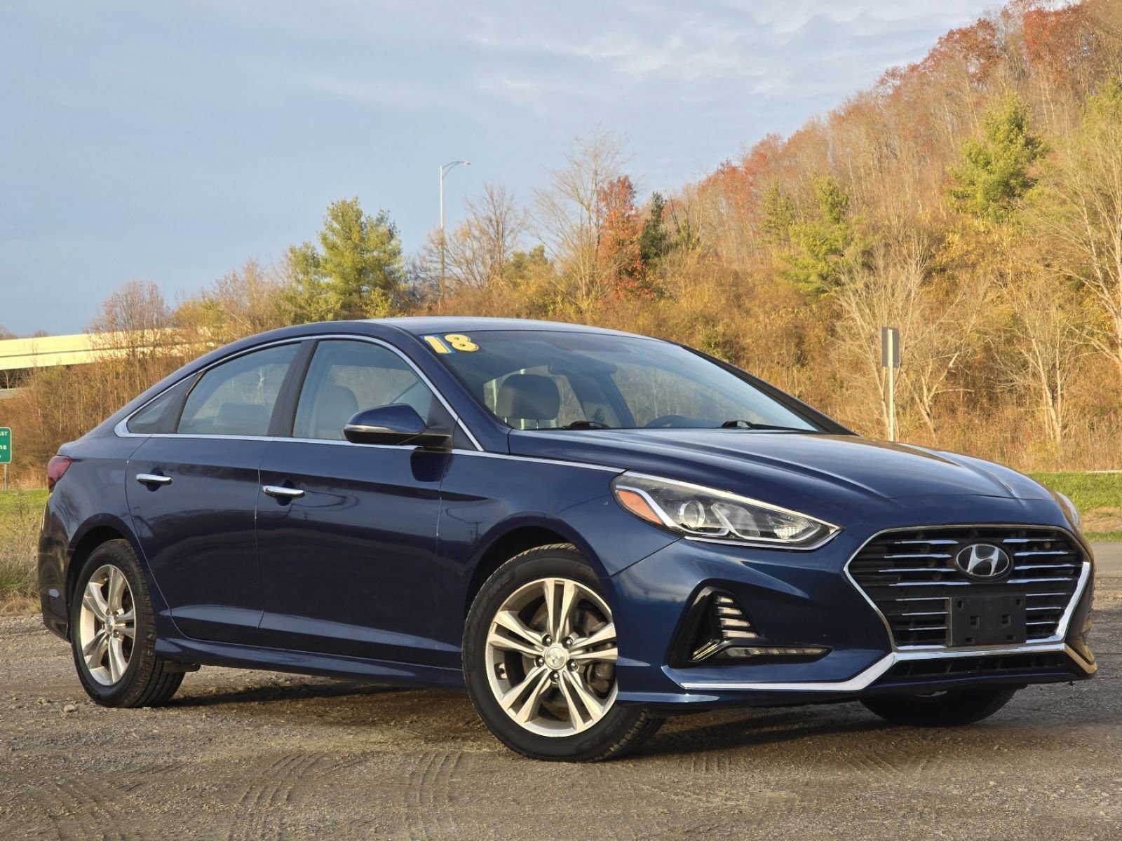 2018 Hyundai Sonata SEL photo 2