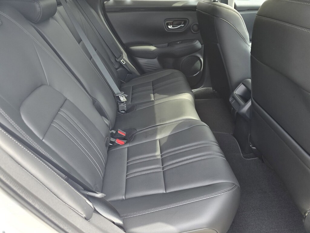 2026 Honda HR-V EX-L photo 10