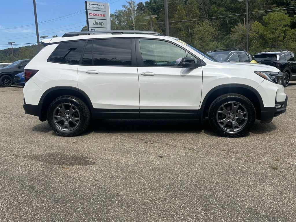 2024 Honda Passport TrailSport photo 3