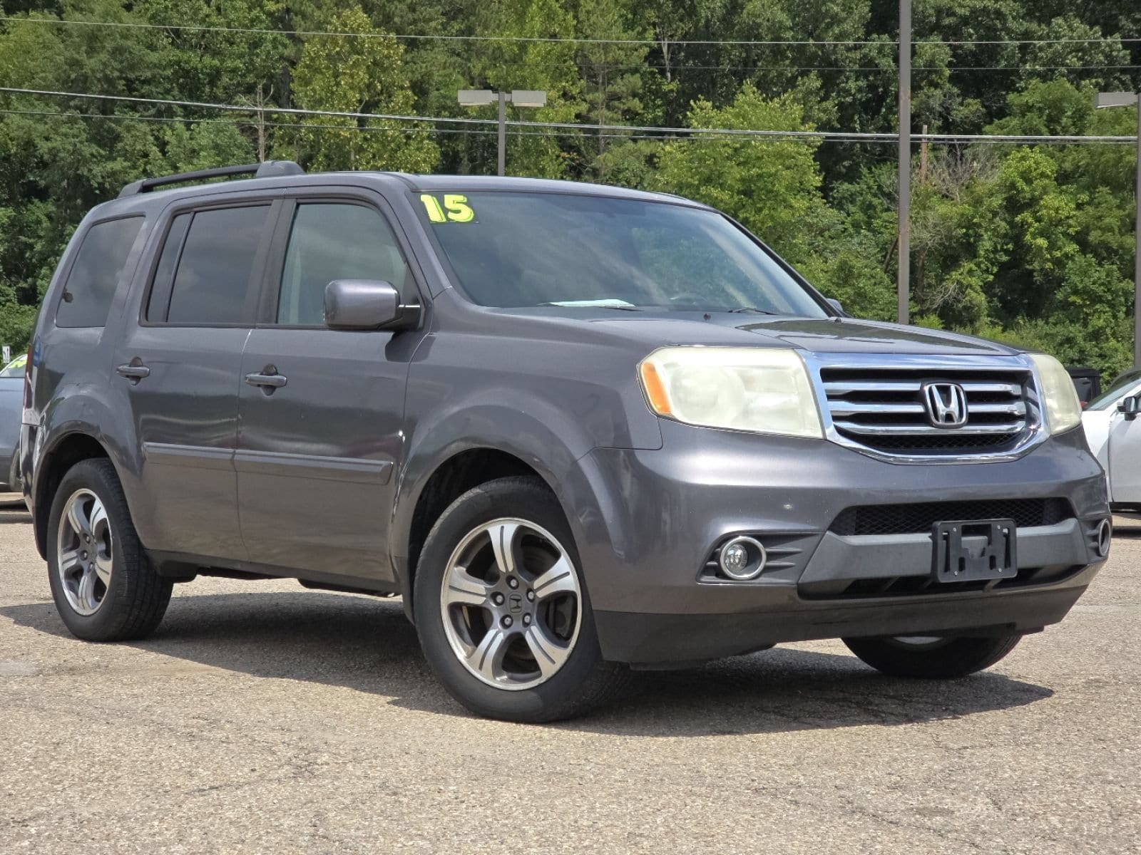 Used 2015 Honda Pilot SE with VIN 5FNYF4H32FB052571 for sale in Athens, OH