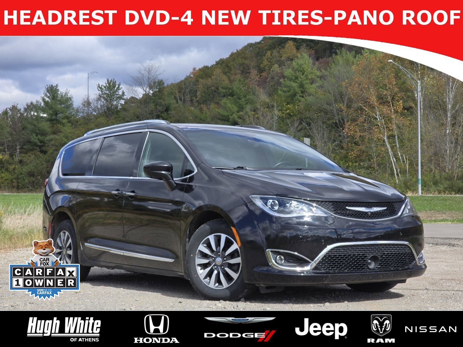 2020 Chrysler Pacifica Touring L Plus's photo
