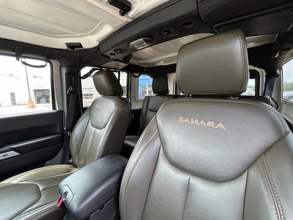 2016 Jeep Wrangler Unlimited Sahara - Photo 8