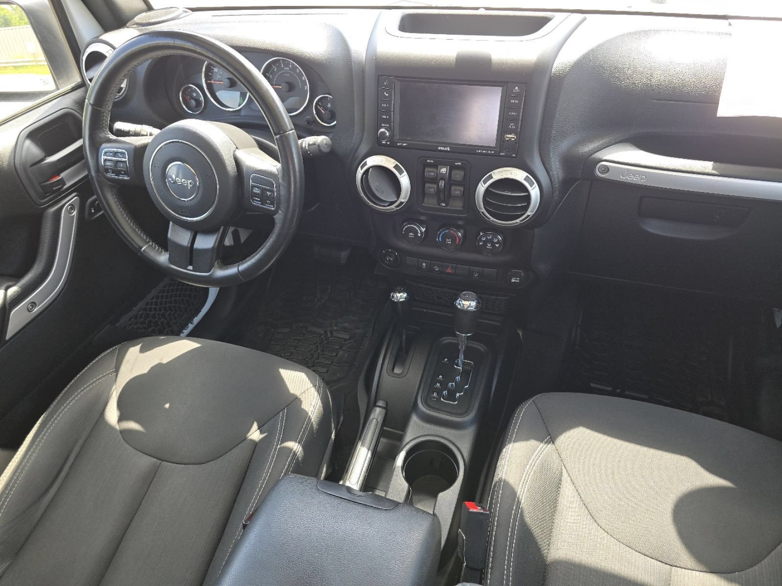 2018 Jeep Wrangler Unlimited Sahara - Photo 23