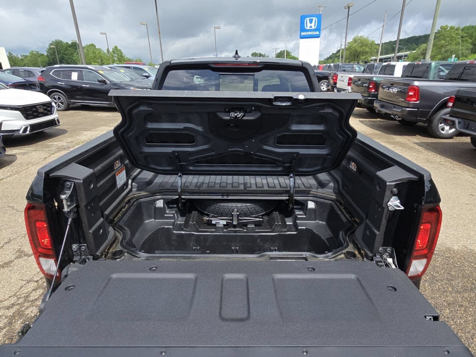 2026 Honda Ridgeline TrailSport - Photo 17