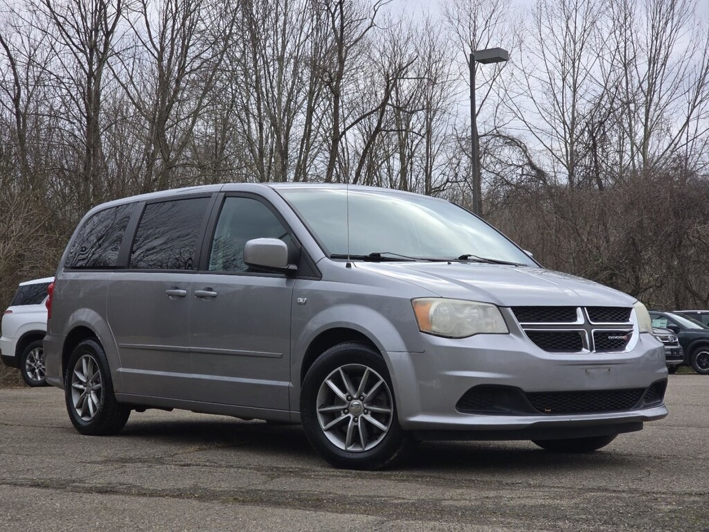 Used 2014 Dodge Grand Caravan SE Van