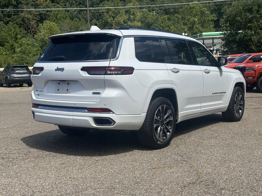 2021 Jeep Grand Cherokee Overland photo 4